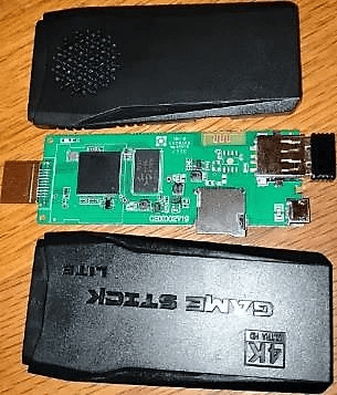 game stick 4k lite, m8, y3, opened case, showing motherboard plate